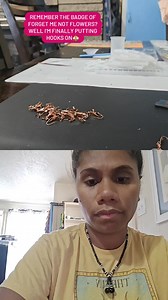 7.8K views · 219 reactions | Forget Me Not flowers in rose gold open bezels.. #epoxyresin# #resinart# #resindesign# #resinjewelry# #resincrafts# | IaTiroa Kinga | Facebook