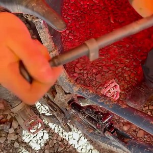 34K views · 35 reactions | Frantic inflation of fork before the uplift  leaves without you!  | Chain Reaction Cycles | Facebook