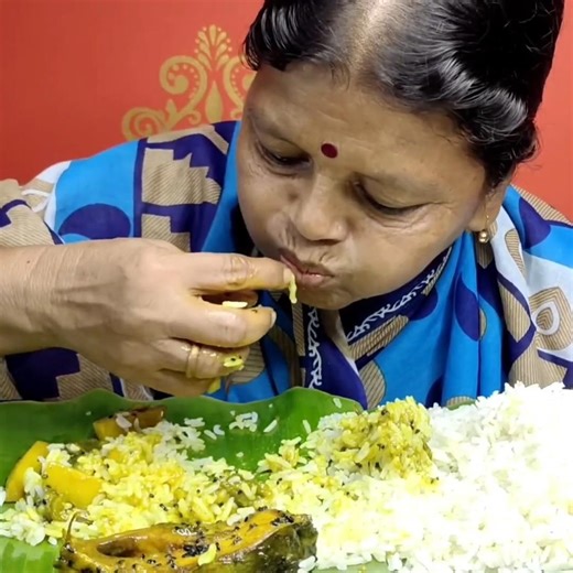 SPICY FISH CURRY🔥 BASMATI RICE || #shorts #mukbangn #asmreating #mukbangasmr #asmr