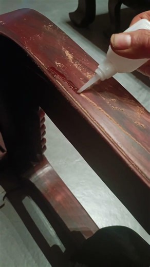 Use powder to patch cracked wood chairs #shorts