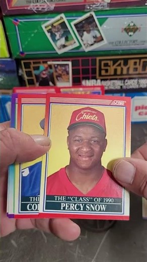 1990 Score FOOTBALL GREAT pack Opening LT & Joe Montana!