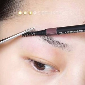 4.3K views · 57 reactions | #QuickTut of how I groom my brows. This...