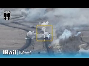 Ukrainian Leopard tank takes on entire column of Russian armour