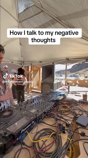 STFU negative thoughts…#wubs