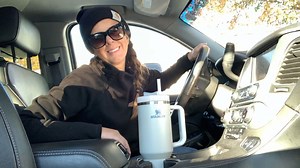 How does Stanley’s new Quencher tumbler compare to the cult-favorite original? | CNN Underscored