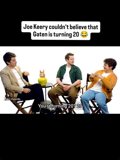 Joe Keery and Joseph Quinn were answering questions alongside Gaten Matarazzo when Joe Keery freaked out over Gaten turning 20 - next thing you know, he's counting his own age 🤣 #viralvideo #strangerthings #viral #trending #trendingreels