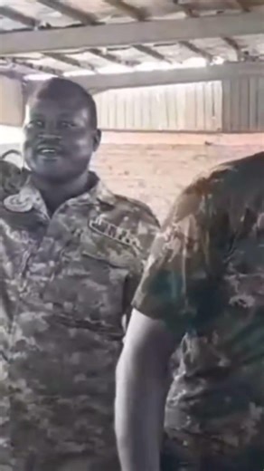 ‏اللواء يوسف مدير مع قواتة من داخل المعسكر #explore #babybaby #beautiful