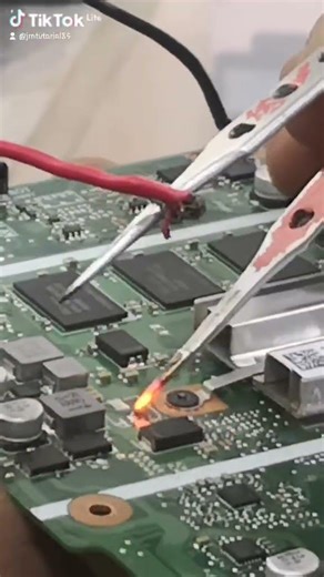 como achar um curto circuito nas placas de PC ou celular