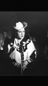 72 reactions | Patsy Cline – Walkin’ After Midnight (1957) #patsycline #walkinaftermidnight #1950smusic #classiccountry #countrylegend #vintagemusic #oldiesbutgoldies #timelesssong #musicicon #retro | Timeless Golden Oldies | Facebook