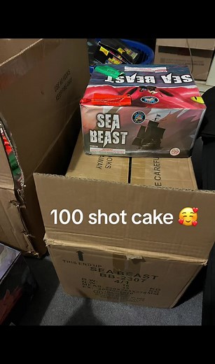 Brand new 2023!! #pyro #firework #fyp #professional #stroberocket #pyroaddicts #2023