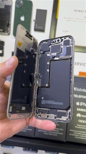 iPhone 15 Pro Max Ekran Değişimi Antalya TelefonKuryen.Com