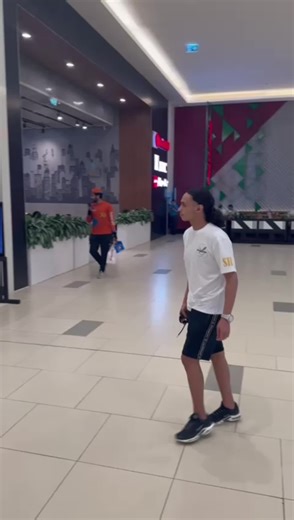 Sometimes you need to smile but always need to laugh but me i prefer to dance dont stress never stress @latinos locos 💃🏽 #capcut #dubaitiktoker #typpppppppppppppppppp #dubai_dxb_uae🇦🇪 #dubaibarbers #dubaibarbers #fy