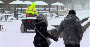 Chicago breaks 96-year-old snow record