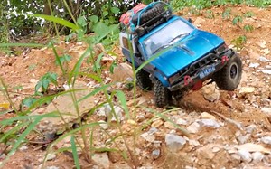 wpl 顽皮龙 c24 越野走行