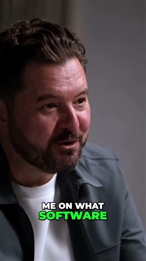 AI Revolutionizes Software: Build Your Niche Business Now! #shorts