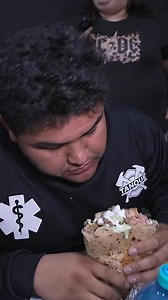 CONCURSO DE PAREJAS EN COMER EL BURRITO MAS GRANDE DE MEXICO | Stiven Lives