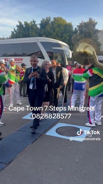 Contact the Professional Minstrels entertainers from South Africa . For all corporate and major events . 0828828577#SAMA28 #capetownminstrels #southafricantourism🇿🇦 #capetown #capetowntourismtiktok #southafrica #7stepsminstrels #thedifference #gigs #