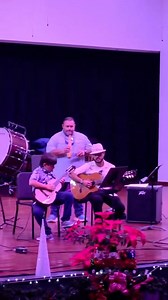 Interpretando El Pasillo Mari Gloria De Modesto Nieves | Juan Eliel - El Niño Trovador/Adorador