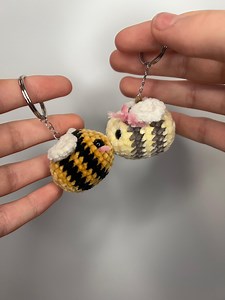 Two Lovers Bees Hand-crocheted Keychains, Perfect Gift for a Loved One - Etsy UK