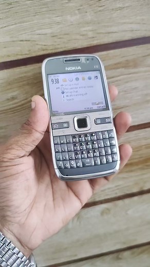 Nokia E72 Original Phone ** Wifi.3g symbian ** 5mp hd camera with flash ** Fast internet..........etc | আমার ফোন নকিয়া