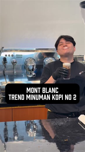 Barista Indie 🤘 on Instagram: "Mont Blanc Salah satu trend di Indonesia banyak sih yang enak banyak juga yang zonk. Komen “Va Adonis” gw lanjutin konten filosofinya dan bagi resep gratis mont blancnya! Wajib follow gw & @stanleys_choice | Lamarzocco | Victoria Ardunio White Eagle | Elektra | Elektra Eklipto | Black Eagle | | Victoria Arduino Black Eagle | Mythos One | Victoria Arduino | Victoria Arduino Adonis | Nouva Simonelli | Bezzera | Mesin Kopi second | Mesin Kopi New | Mesin Kopi | Mesin