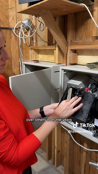 Buy a Laundromat: Smart Investment Tips