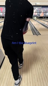 Two-Handed Bowling Form Breakdown — Slow‑Mo Tips