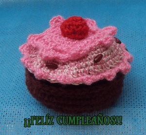 FELÍZ CUMPLEAÑOS on Make a GIF