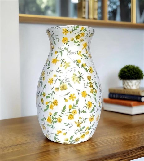 Decoupage Flower Glass Vase: Shabby Chic Farmhouse Decor, Yellow Vase. - Etsy