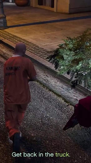 Insane GTA 5 Randomizer Mod: Fish Gives Marine Haircut!