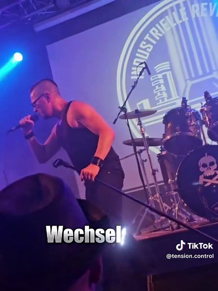 TENSION CONTROL 50 Hertz live im Kulttempel Oberhausen. #ebm #electronicbodymusic #oldschoolebm #oldschool