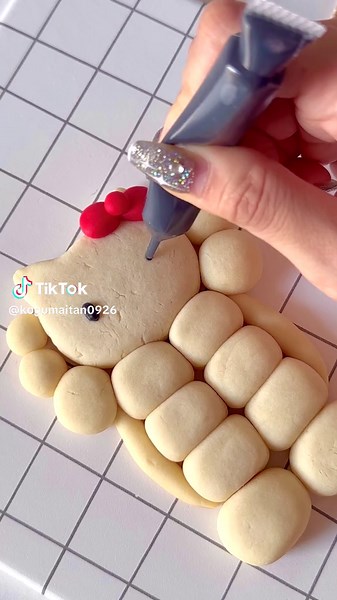 ムキムキキティちゃんのキャラクタークッキー