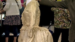 1.2M views · 41K reactions | ANTIQUES ROADSHOW style never goes out of fashion. Add some Roadie pizzazz to your wardrobe with merchandise from the official ANTIQUES ROADSHOW e-Shop! https://bit.ly/3GDYTkl | Antiques Roadshow l PBS | Facebook