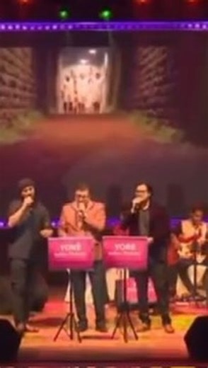 Sunny Singh on Instagram: "“Saluting the spirit of freedom 🇮🇳! Proud to share my rendition alongwith Rajesh Iyer and Aashish Shriwastav of the iconic patriotic song “Mera Rang De Basanti Chola” 🎶 *Wishing everyone a Happy Republic Day!* Let’s celebrate the courage, pride, and unity of our nation 💪 #merarangdebasantichola #republicday #india 🇮🇳#liveconcert #viralvideo"