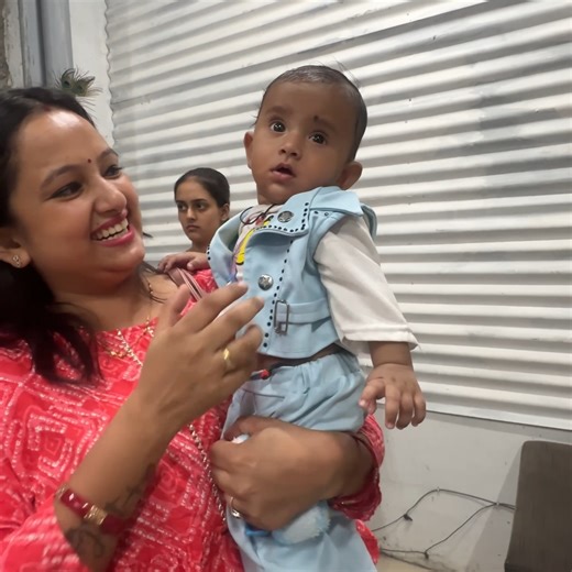 461K views · 10K reactions | After baby Parents ki life aisi ho jati hai || harshi ko Lagwaya Vaccination || jeet thakur vlogs #couplelvlogs #familyvlog | Jeet Thakur Pranks | Facebook