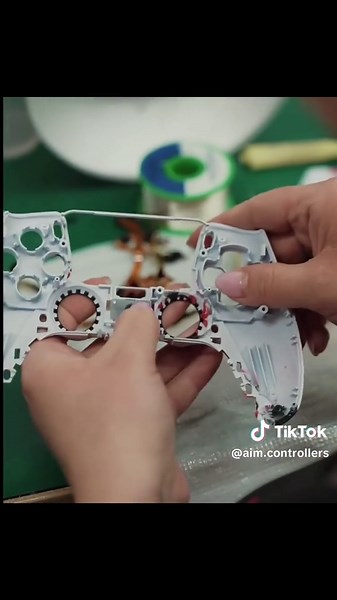 Our production process 🔥 Everything handmade by us, with care and attention to every detail 💪✨ From idea to final product – fully hands-on! #AimControllers #AimControllersCustom #AimControllersMods #CustomControllers #ProGamerGear #HandmadeGaming #GamingSetup #ControllerMods #GameChanger #NextLevelGaming
