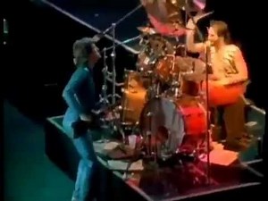 Journey - Chain Reaction (Live Performance "Frontiers Tour" 1983) HQ