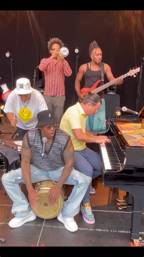 Latin vibes by Alfredo Rodriguez 👏😍 | Coffee Music