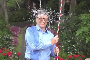 O problema da campanha viral "Desafio do Balde de Gelo"