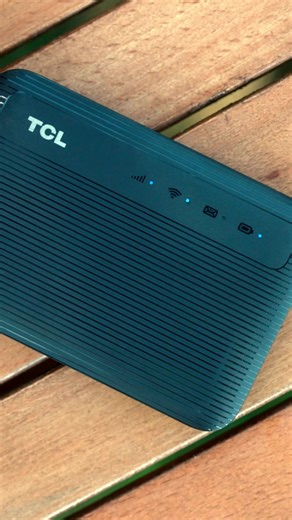4G shared network for up to 32 connections? We’ve just made you everyone’s best friend! 🤩💙❤💡🛹🏖⛺️🏕 #TCLLINKZoneMW63 #ConnectGreatness #INSPIREGREATNESS #mobilewifi #Router