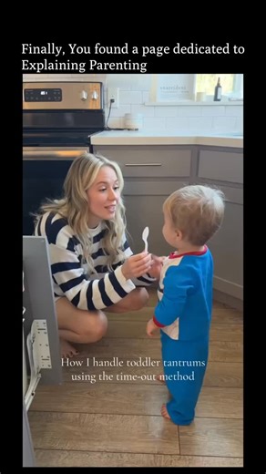 Explaining Parenting on Instagram: "the classic timeout method — the parenting tool that’s somehow both famous and controversial at the same time 😅 The timeout method is a discipline strategy where a child is briefly removed from a situation after misbehavior. The idea isn’t punishment for punishment’s sake — it’s to give the child time to calm down, reset, and understand that certain behaviors have consequences. Here’s how it’s supposed to work: When a child breaks a rule (like hitting, yellin
