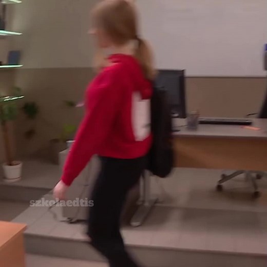 Office Outfit Inspirations for Daily Work Attire