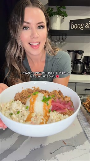24 reactions | Let’s make a Hawaiian-inspired pulled pork & mac salad...
