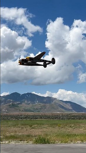 Flightline P-38 Lightning Is Incredible