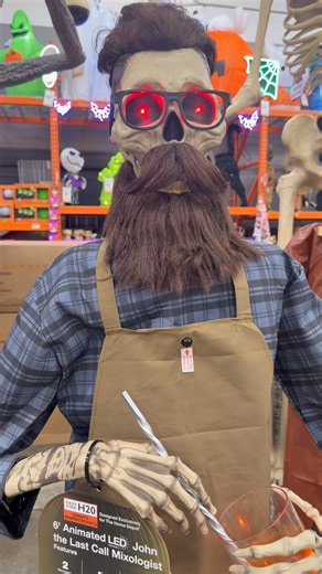 ‪@HomeDepot‬ John The Last Call Mixologist Animatronic! 🍹💀🎃👻#homedepot #animatronics #halloween