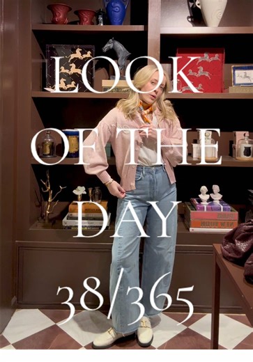 Le Lion Sweater Look of the Day: OOTD Style