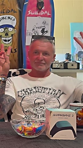 World’s Only Female YouTube Surfboard Reviewer? Meet @surfs.up.kate | The Sunday SHITSHOW S2E11