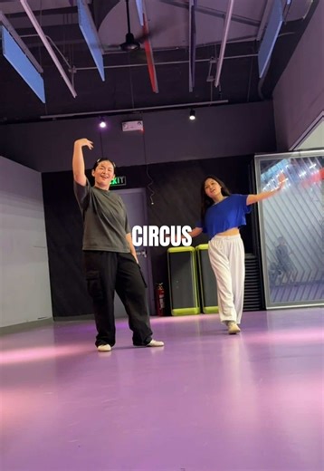 first class of 2026 with @Angel 💜 circus (dc: coach zoren)
