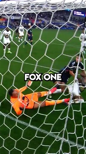 Los Caones Futbol on Instagram: "Pumas HUMILLADO y todo lo que pasó en la primera ronda de la CONCACHAMPIONS - Resumen La CONCACHAFA ya regresó y con ella partidos piterisimos que seguramente preferiste perderte para ver una película de Chabelo. Si igual quieres saber cómo le fue a tu equipo miado, aquí en los Caones te contamos. Desde la humillación del Pumas, hasta el buen susto que se llevó el América. #LigaMx #futbolmexicano #futbol #Concachampions"