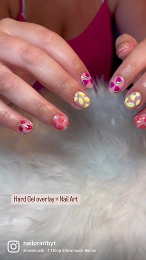 #nailart #fruits #shortnails #gelnails #hardgelnailtech #buildergel #overlay #naturalnails #keepitcute #fruitsnailart #handpanted